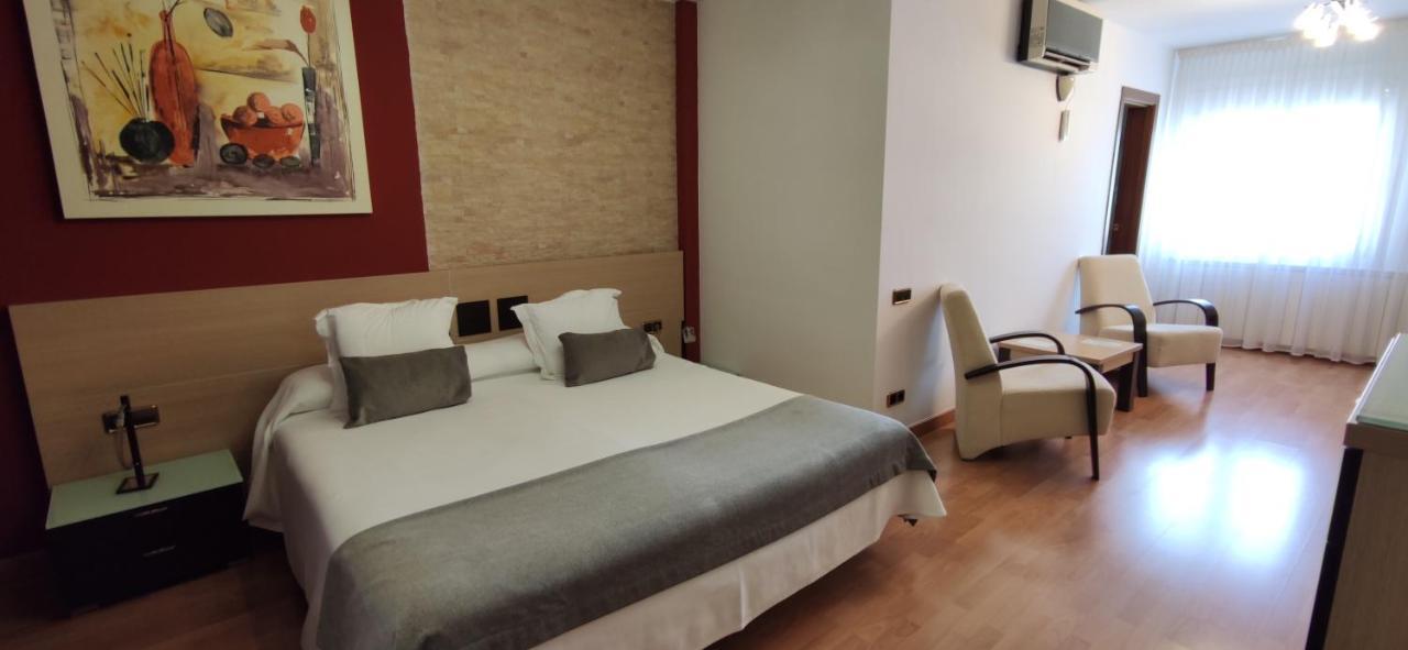 Hotel Segle XX Tremp Dış mekan fotoğraf