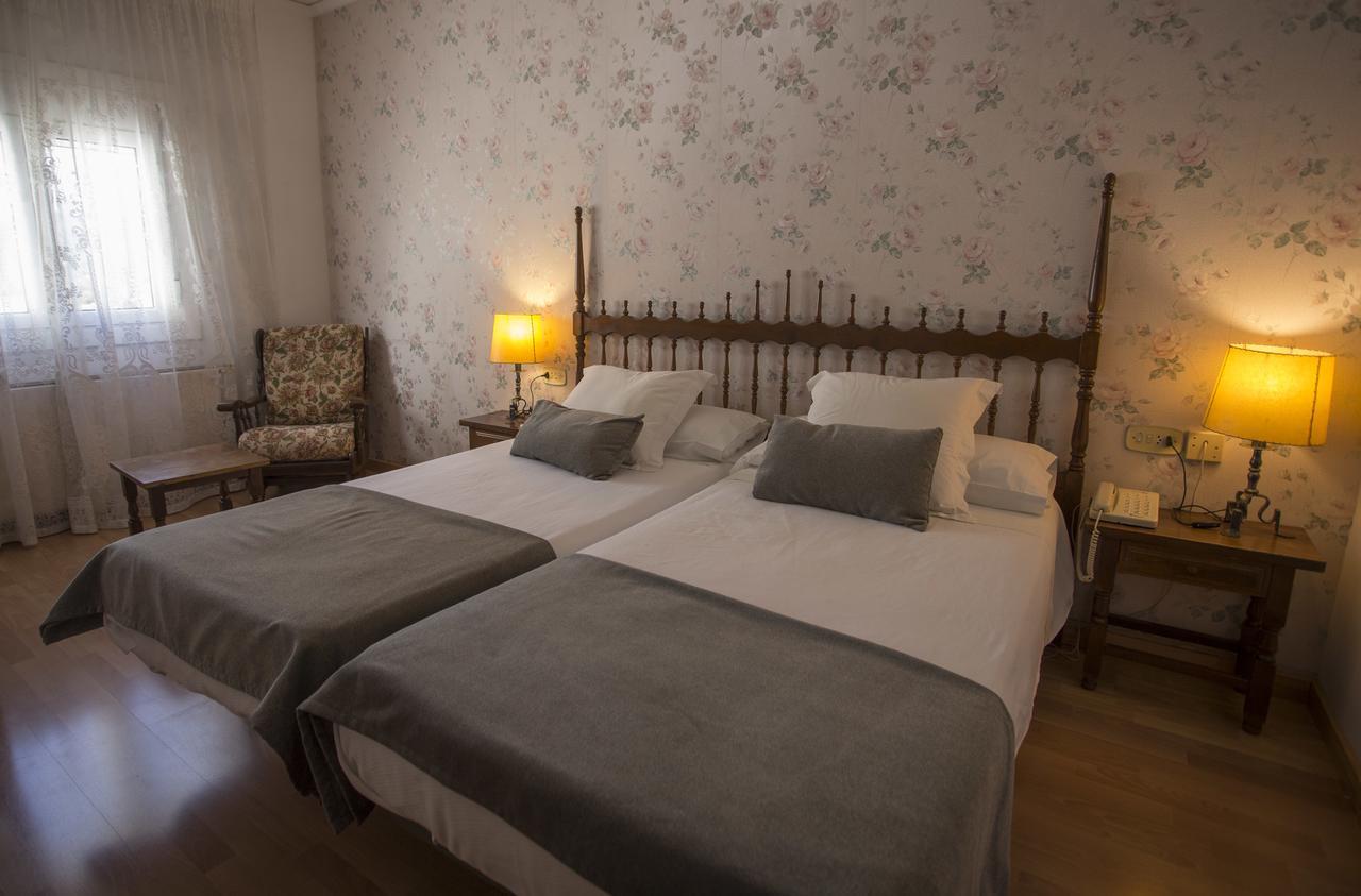Hotel Segle XX Tremp Dış mekan fotoğraf