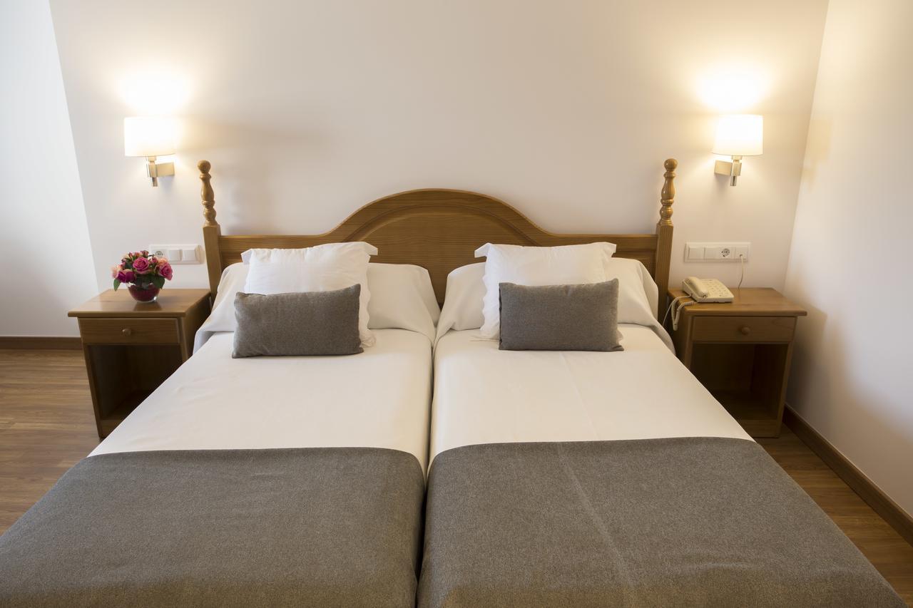 Hotel Segle XX Tremp Dış mekan fotoğraf