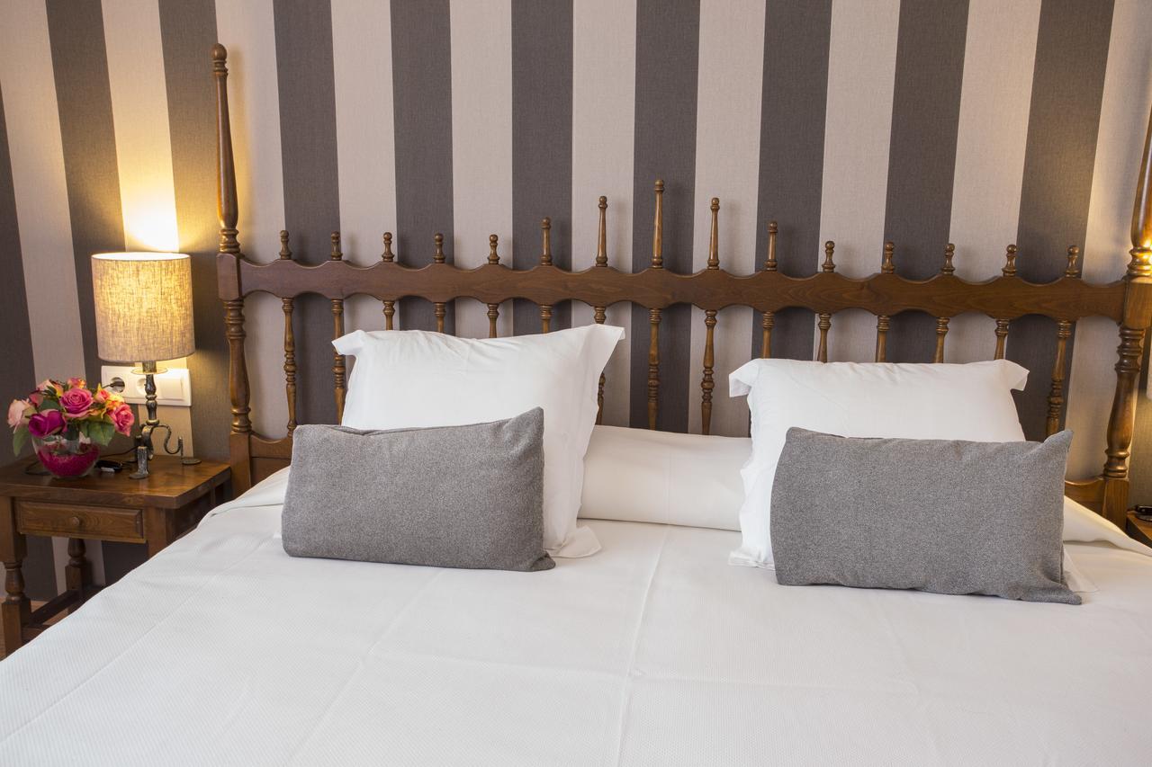 Hotel Segle XX Tremp Dış mekan fotoğraf