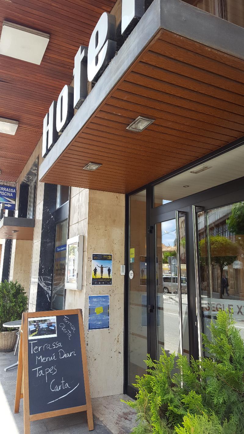 Hotel Segle XX Tremp Dış mekan fotoğraf