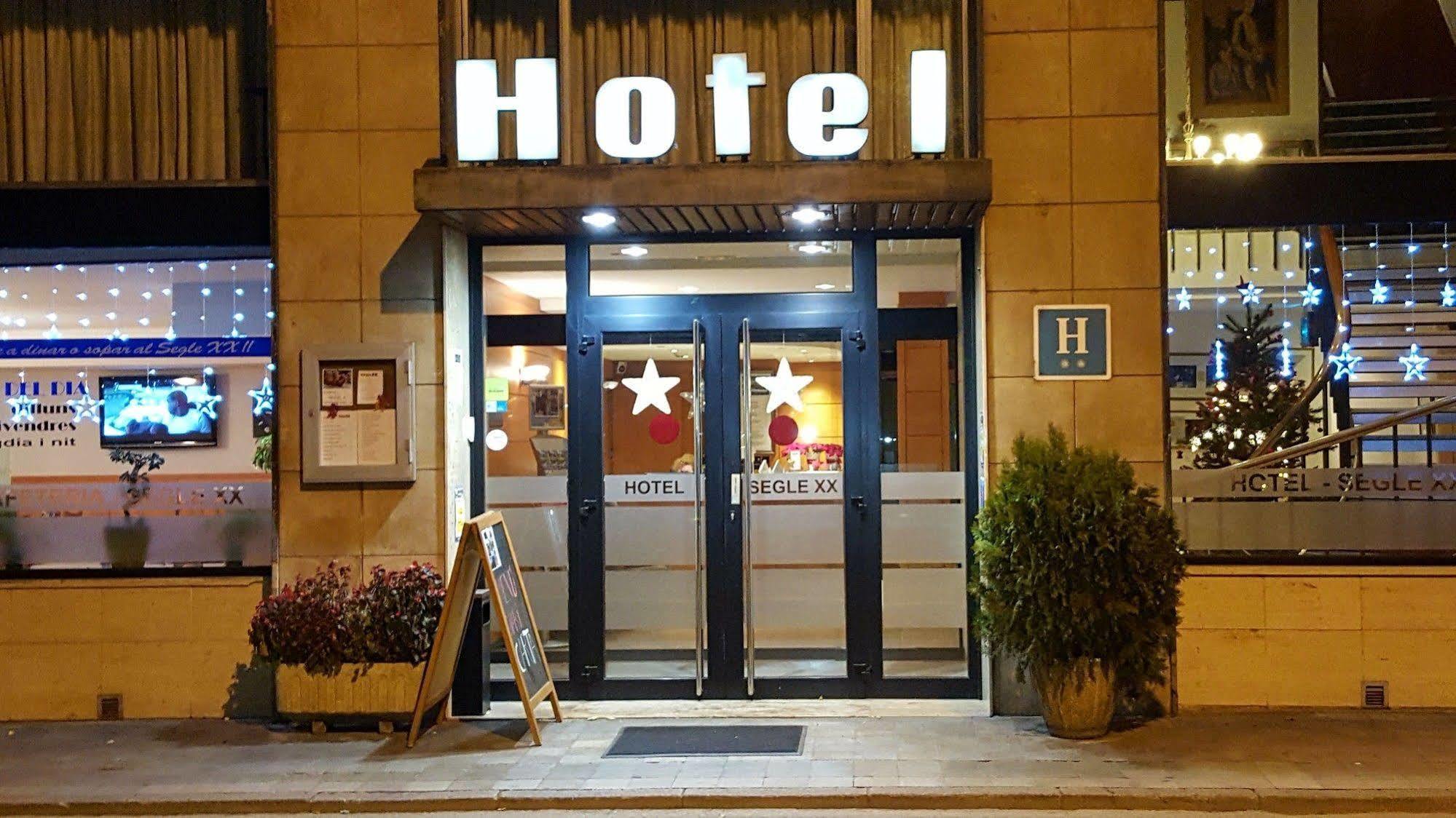 Hotel Segle XX Tremp Dış mekan fotoğraf